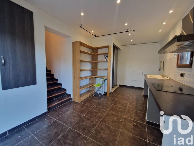 Maison - 206 m² - 8 pièces