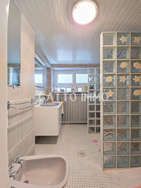 Maison - 200 m² - 8 pièces