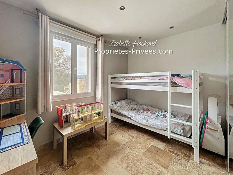 Maison - 99 m² - 4 pièces