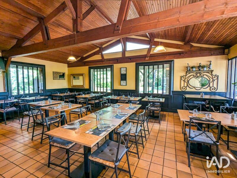 Local commercial - 144 m²