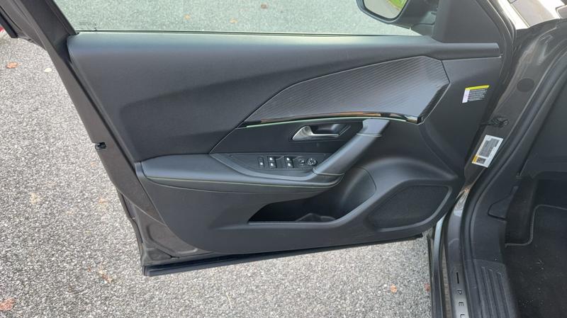 Peugeot 2008 II 1.5 BlueHDi 130.0 Eat 8 Gt Pack - Automatique Entretien constructeur