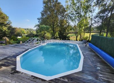 Pavillon - 98 m² - 5 pièces