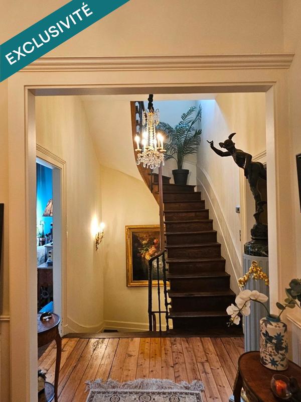 Château - 337 m² - 10 pièces