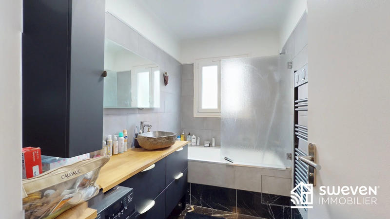 Appartement - 72 m² - 3 pièces