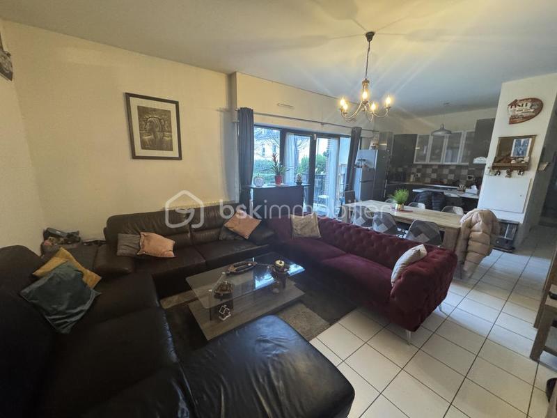 Appartement - 99 m² - 4 pièces