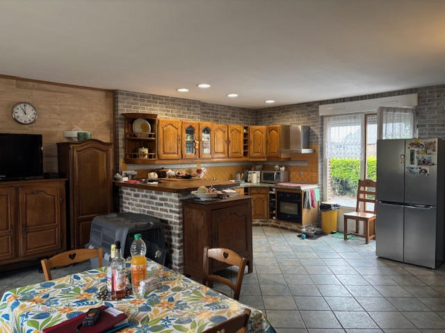 Maison - 205 m² - 5 pièces