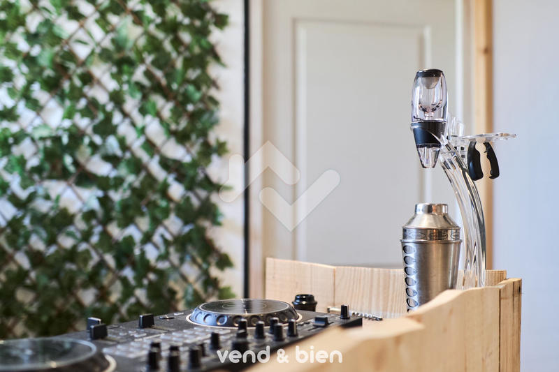 Appartement - 105 m² - 4 pièces