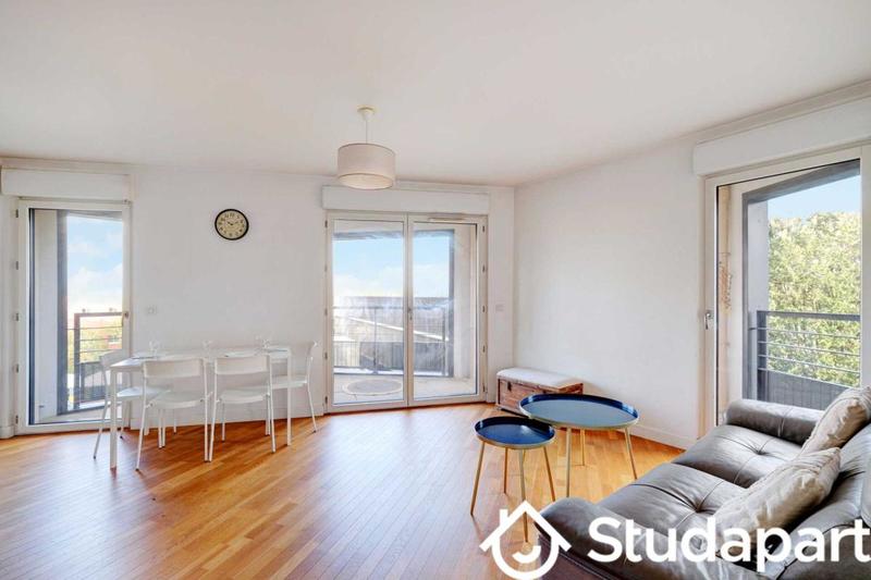 Appartement - 77 m² - 3 pièces