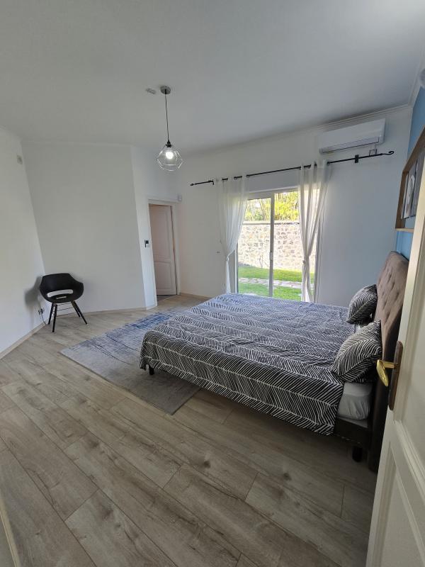 Villa - 360 m² - 7 pièces