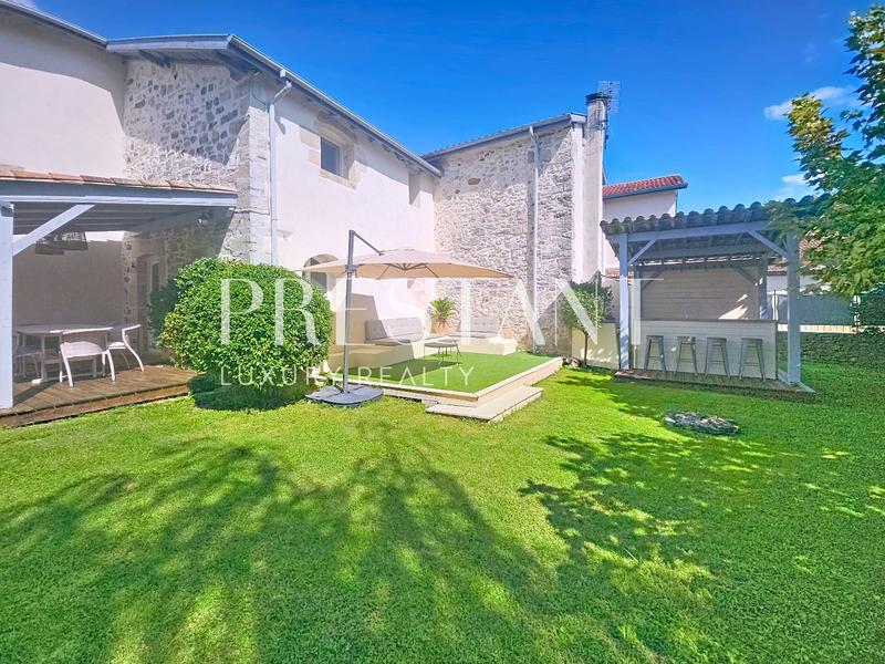 Maison - 152 m² - 5 pièces