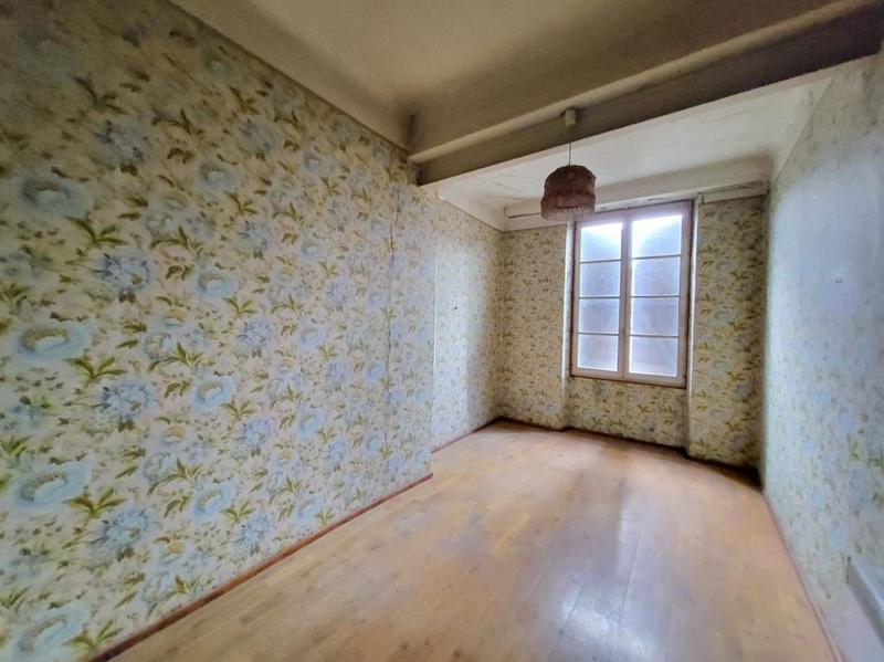 Immeuble - 217 m² - 6 pièces