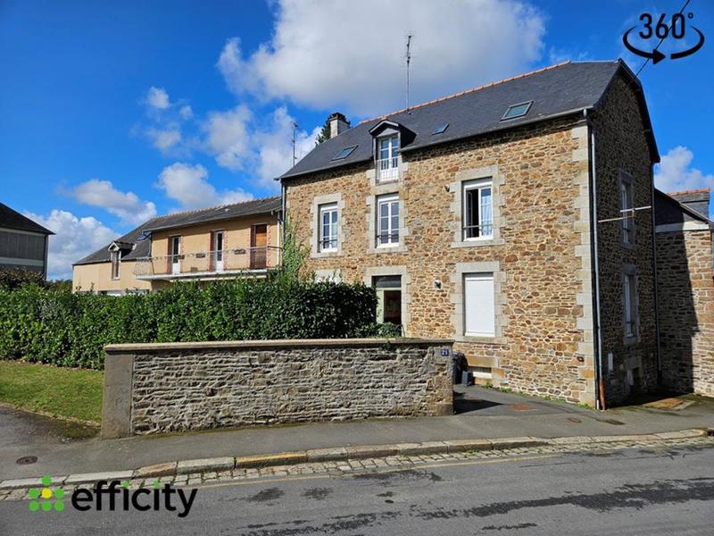 Maison - 253 m² - 15 pièces