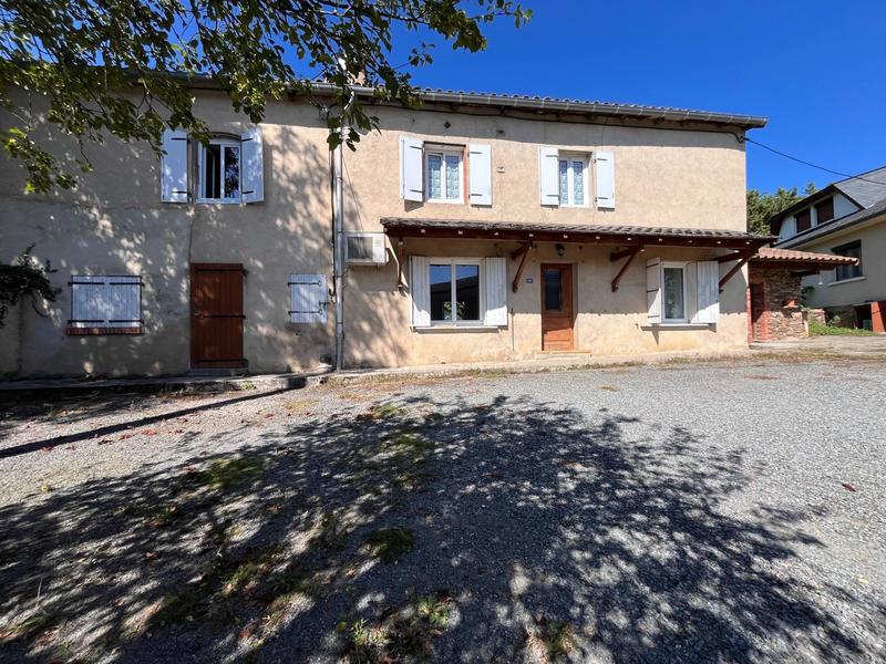 Maison - 276 m² - 7 pièces