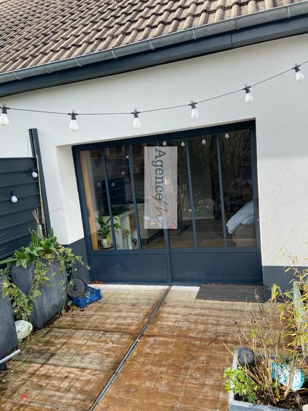 Maison traditionnelle - 140 m² - 5 pièces