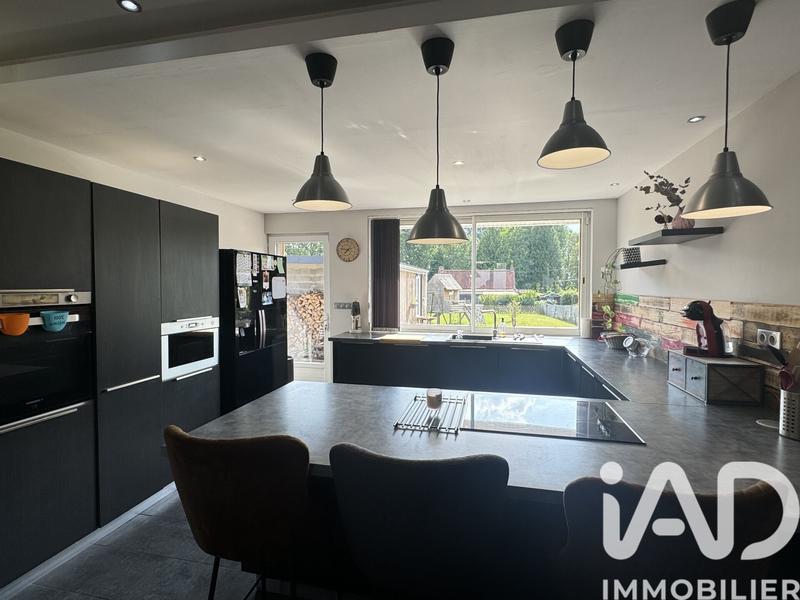 Maison - 140 m² - 5 pièces