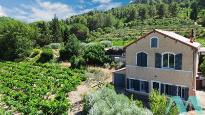 Maison - 144 m² - 5 pièces