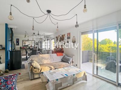 Maison - 120 m² - 4 pièces