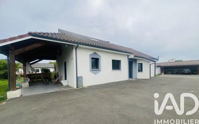 Maison - 120 m² - 5 pièces