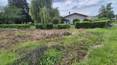 Terrain constructible - 1 270 m²