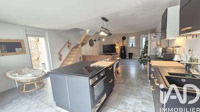 Maison de village - 202 m² - 7 pièces