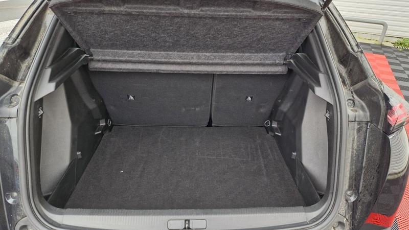 Peugeot 2008 Hybrid 136 E-Dcs6 Style