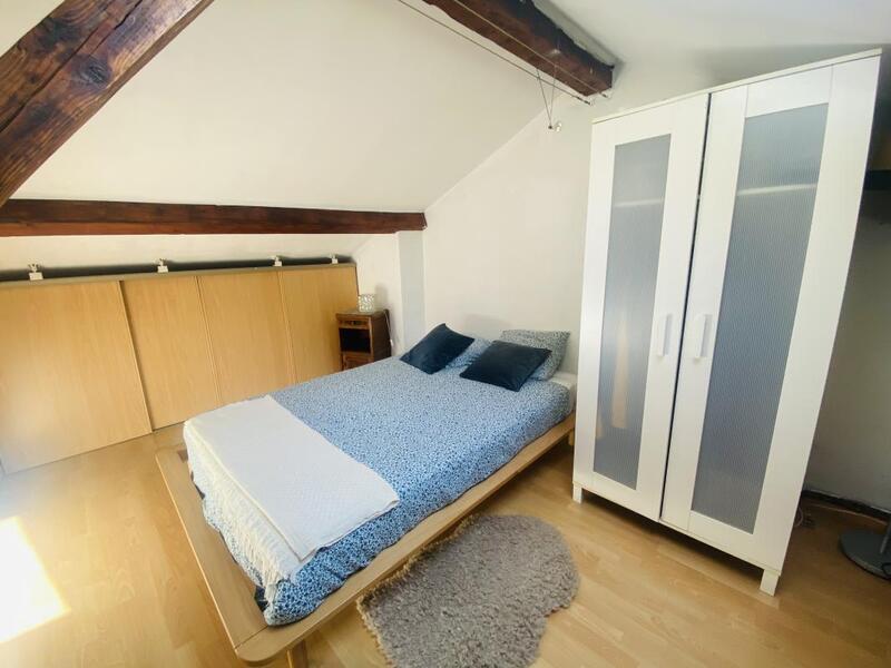 Maison - 207 m² - 8 pièces