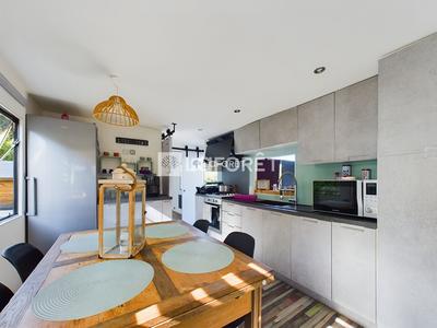 Maison - 76 m² - 3 pièces