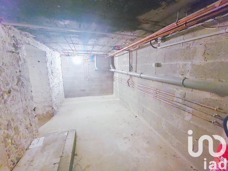 Maison - 204 m² - 7 pièces