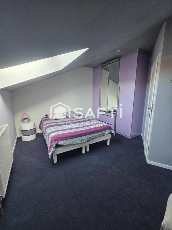 Maison - 215 m² - 6 pièces