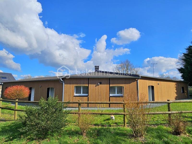 Propriété - 266 m² - 12 pièces