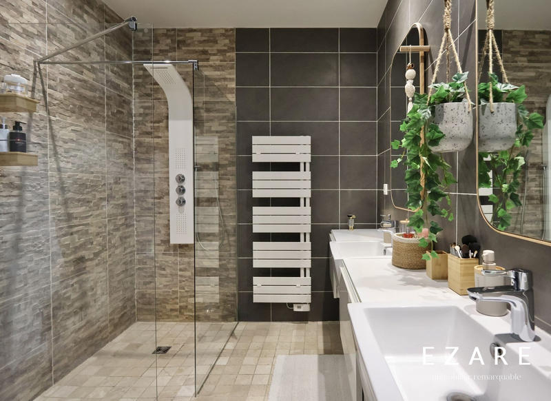 Maison - 210 m² - 5 pièces