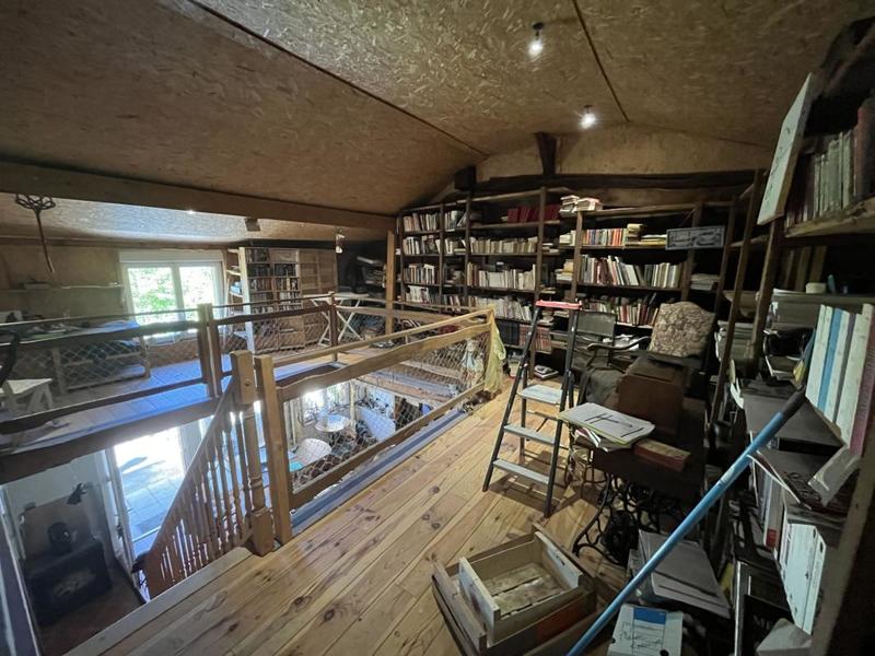 Maison - 220 m² - 5 pièces