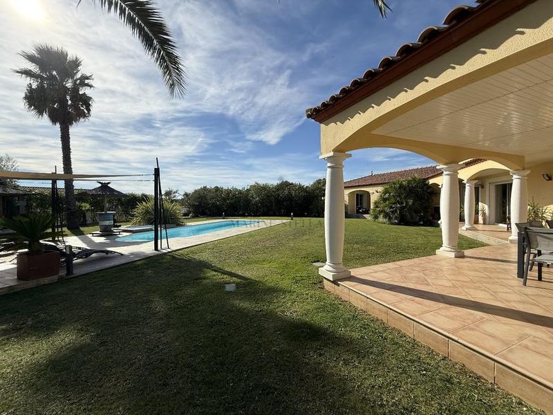 Villa - 188 m² - 6 pièces