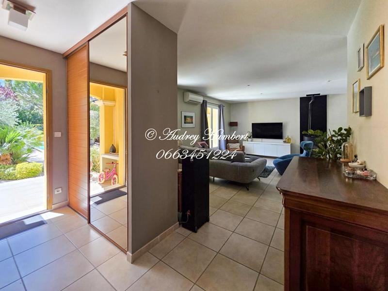 Maison - 98 m² - 4 pièces