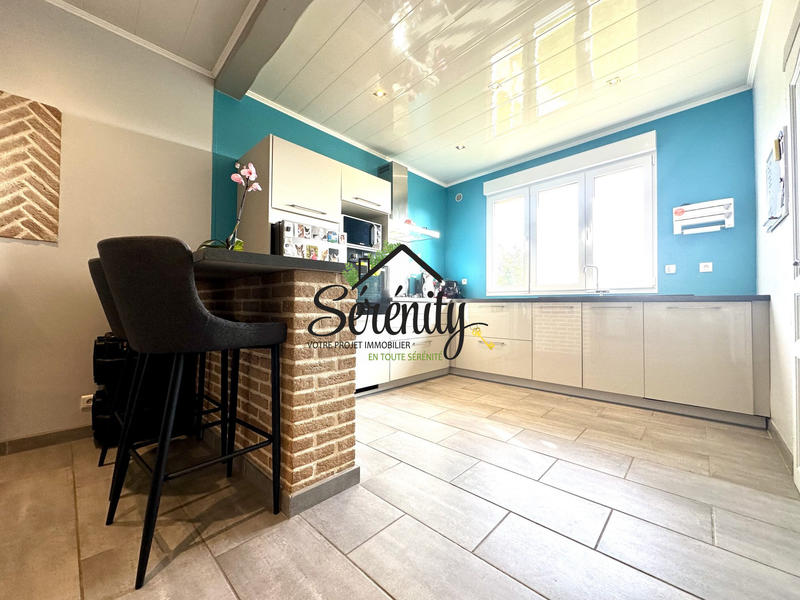 Maison - 90 m² - 5 pièces