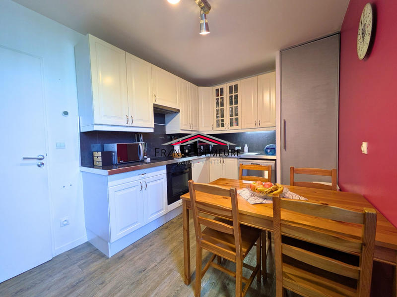 Duplex - 87 m² - 5 pièces