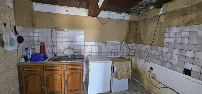 Propriété - 211 m² - 8 pièces