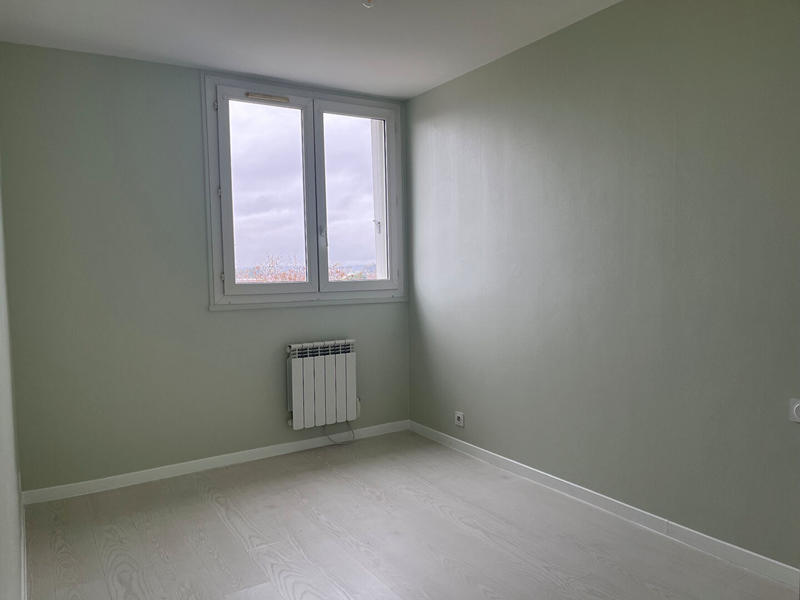 Appartement - 90 m² - 5 pièces