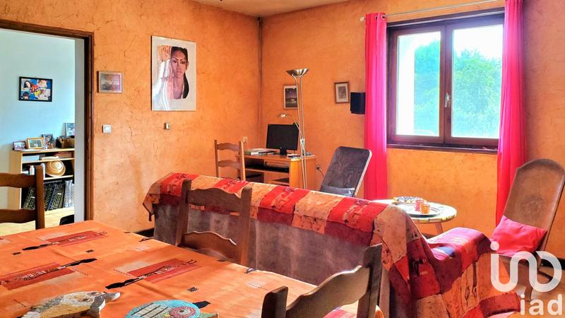 Maison - 214 m² - 8 pièces