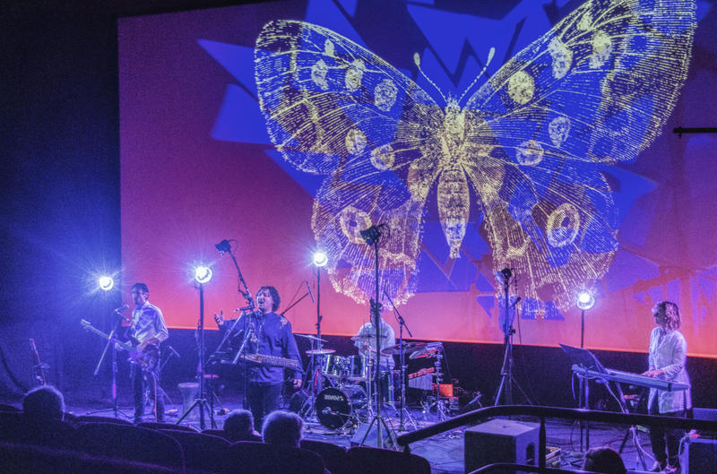 Concert Omasphere, Chryzalis