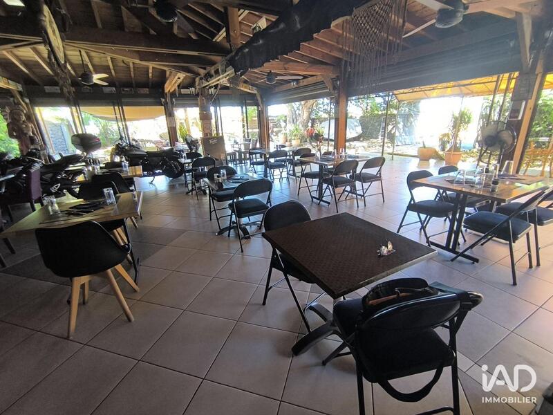 Local commercial - 200 m²