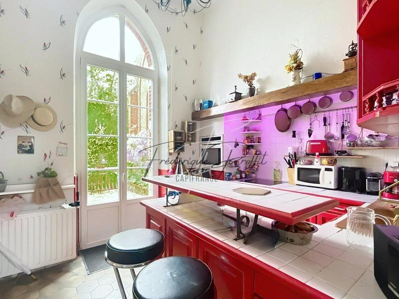 Maison bourgeoise - 325 m² - 7 pièces