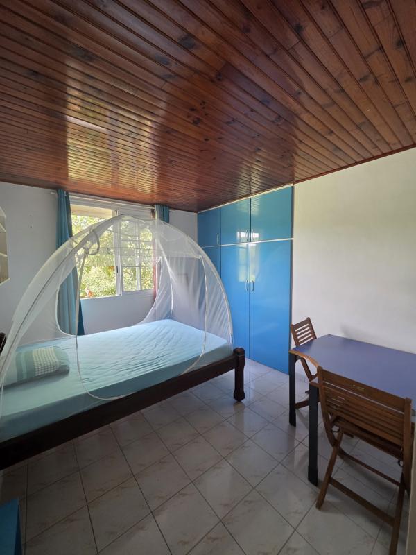 Maison - 30 m² - 8 pièces