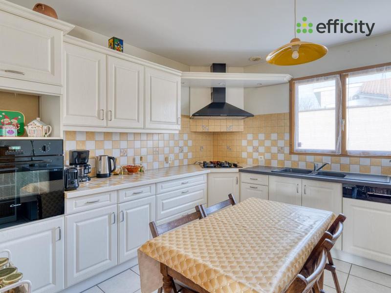 Pavillon - 100 m² - 5 pièces