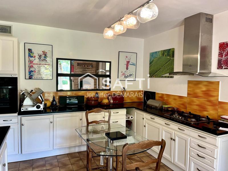 Maison - 150 m² - 6 pièces