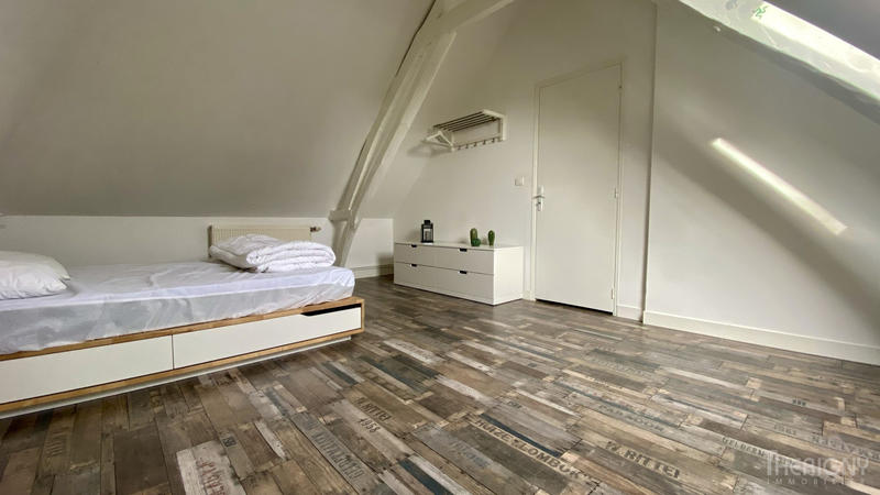 Maison - 184 m² - 8 pièces