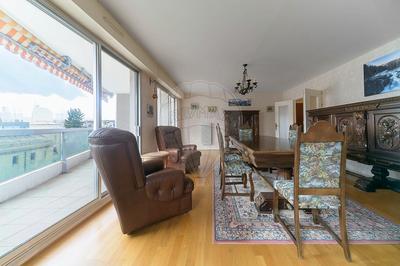 Appartement - 96 m² - 5 pièces