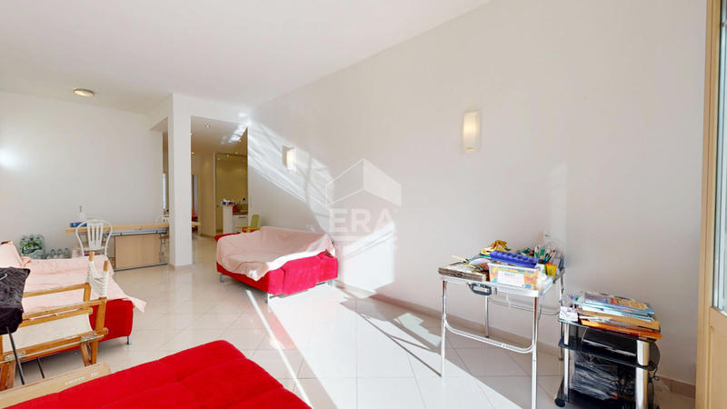 Appartement - 82 m² - 3 pièces