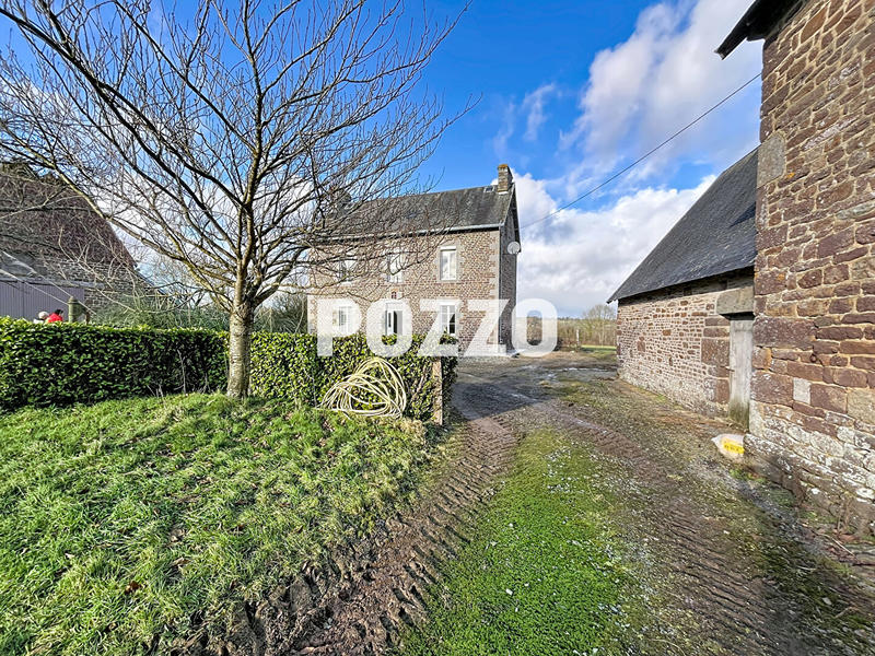 Maison - 170 m² - 8 pièces