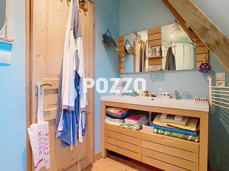 Appartement - 141 m² - 7 pièces